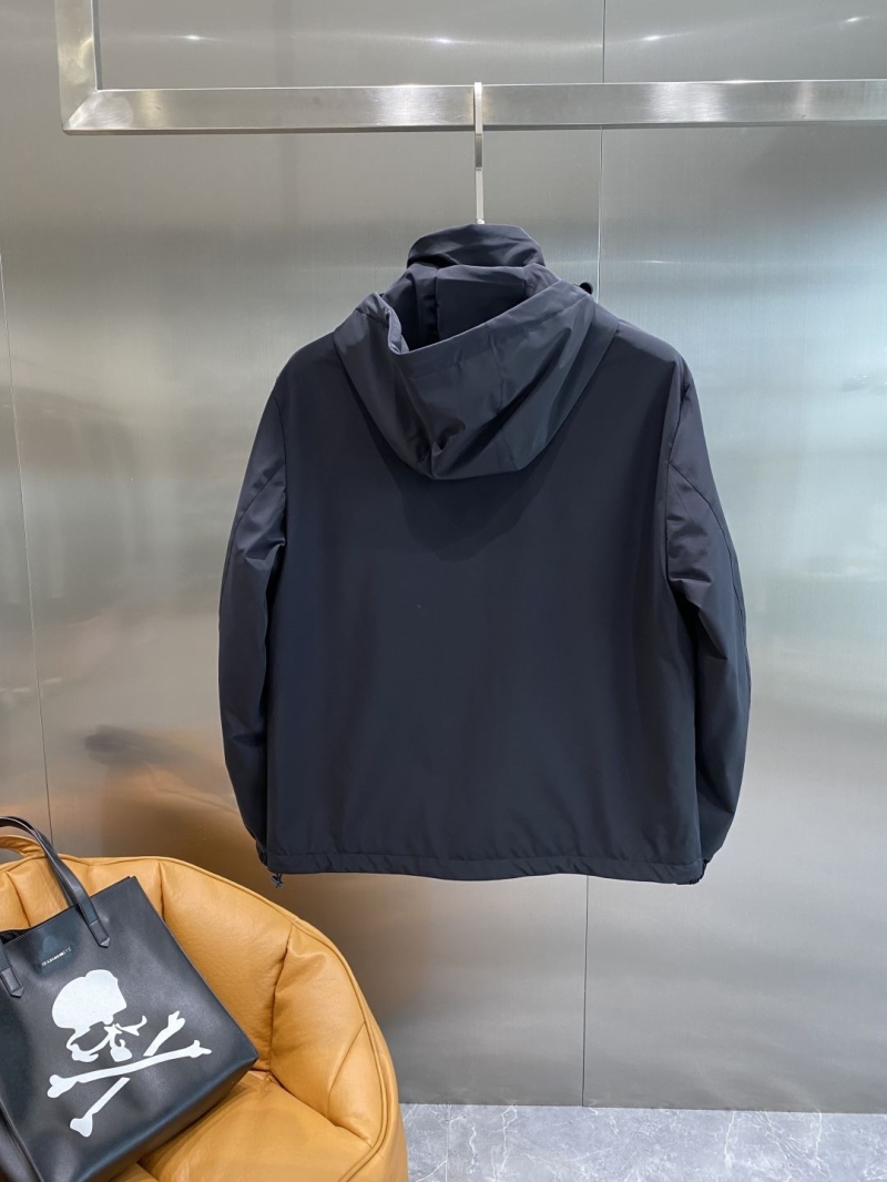 Bv*b*rry outwear
